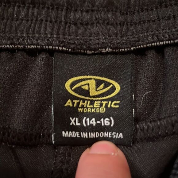 SHIRT AND SHORTS BOY MATCHING SET - Picture 10 of 11